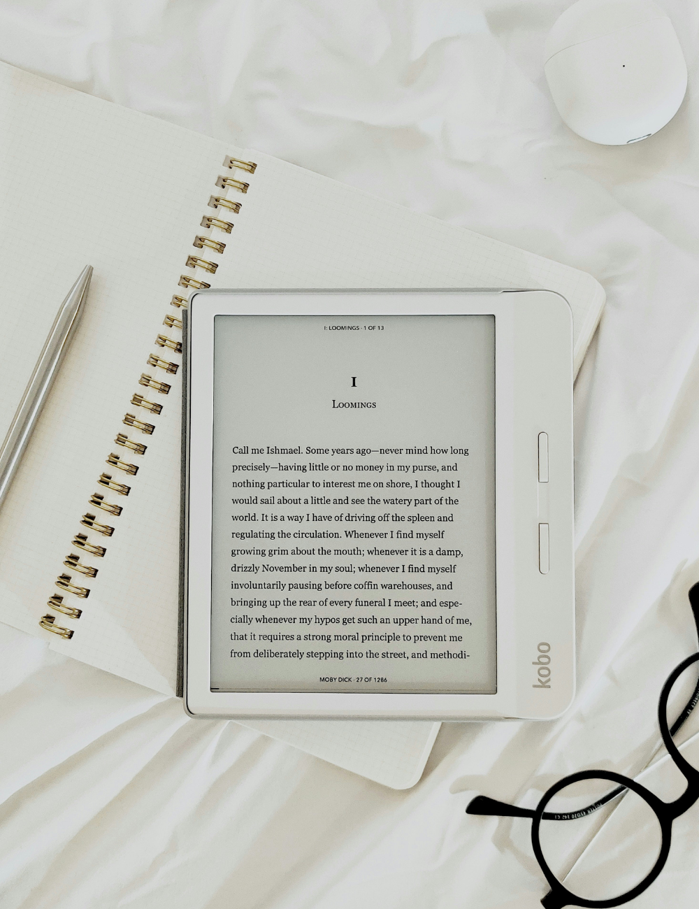 Home black and white minimalist tablet mockup instagram post (1)
